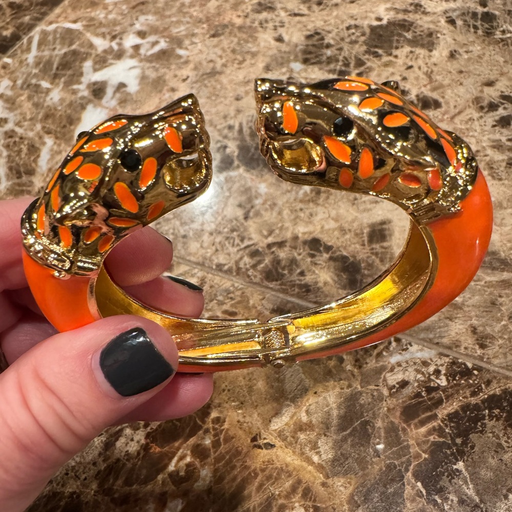 Chic Orange Enamel Leopard Bangle Bracelet - Picture 2 of 6